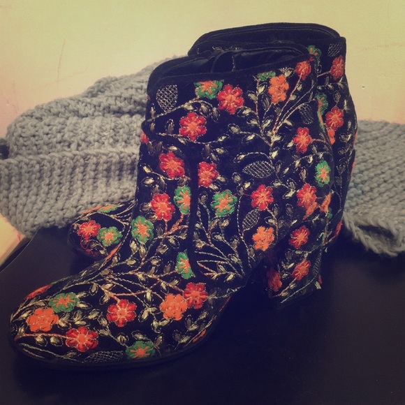 Fergie Women’s Tesla Ankle Bootie - Picture 1 of 3